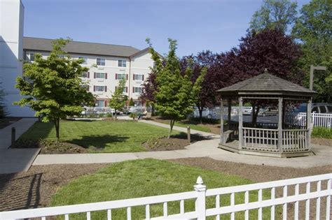 the chelsea at fanwood  459 Passaic Ave, West Caldwell, NJThe Chelsea at Fanwood is a welcoming and vibrant senior living community located in the charming city of Fanwood, New Jersey